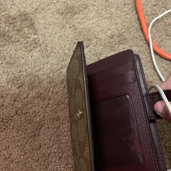 Wallet - Picture 4 of 4